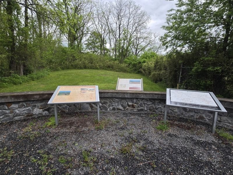 Cherokee Towns and 2 othe markers at the Spike Buck Mound site image. Click for full size.