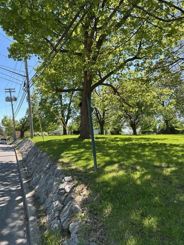 Warner House Marker is Missing image. Click for full size.