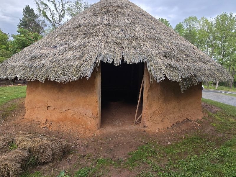 Front entrance to Cherokee Winter House image. Click for full size.
