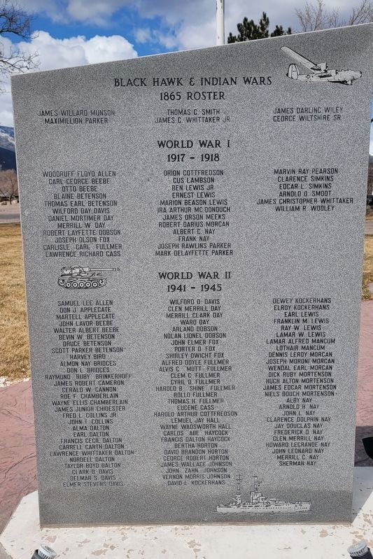 Circleville Veterans Memorial - Left Panel image. Click for full size.