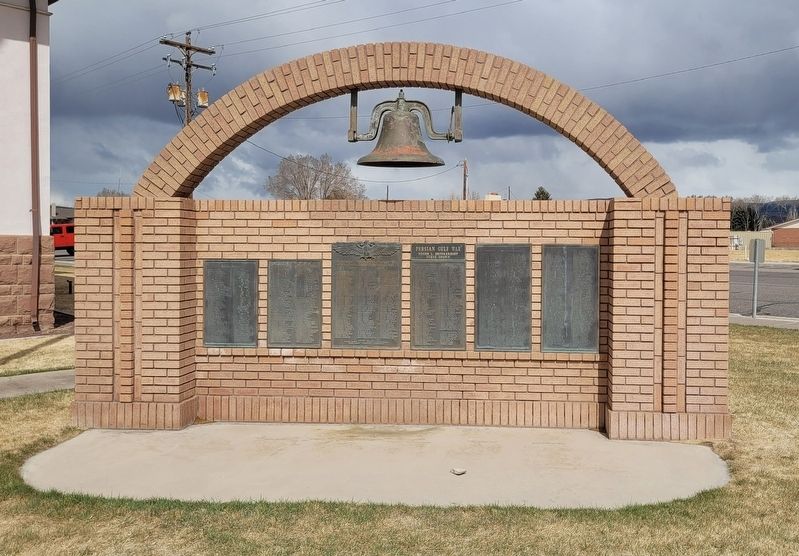 Loa Veterans Memorial image. Click for full size.