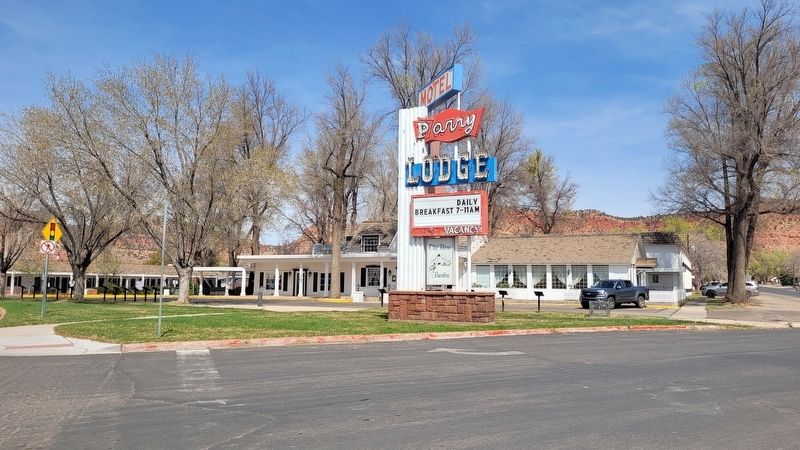 The view of the Parry Lodge and sign from the street image. Click for full size.