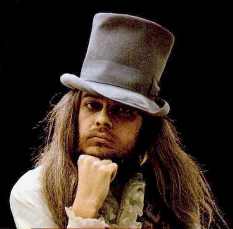 Leon Russell (1942-2016) image. Click for full size.
