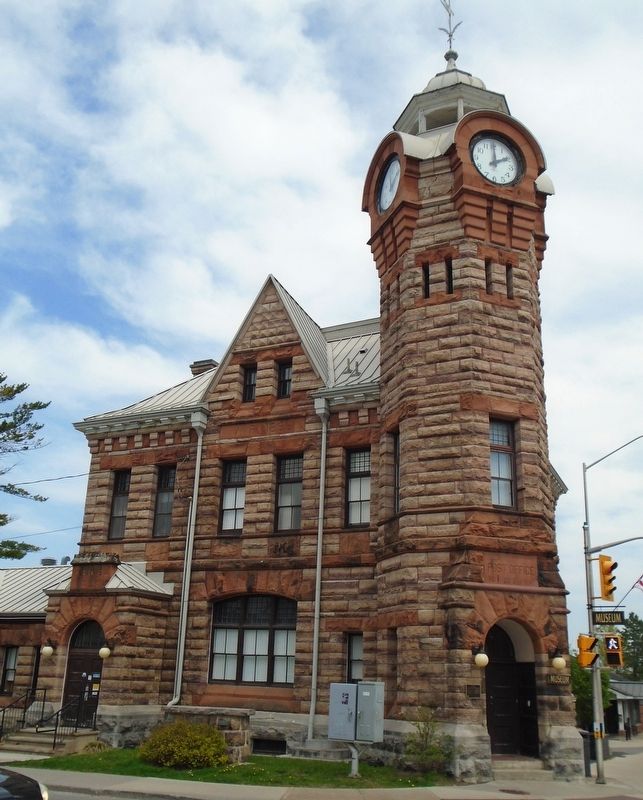 The Arnprior Post Office and Customs House image. Click for full size.