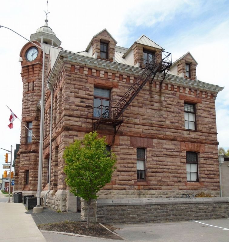 The Arnprior Post Office and Customs House image. Click for full size.