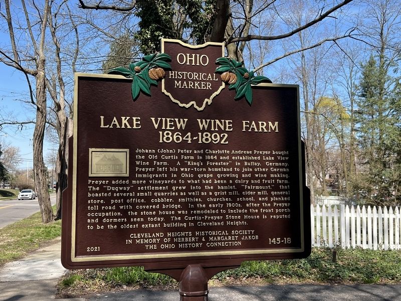 Lake View Wine Farm side of marker image. Click for full size.