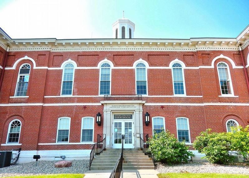 Otoe County Courthouse Entrance (<i>north elevation</i>). Click for full size. Otoe County Courthouse Entrance (<i>north elevation</i>) image. Click for full size.