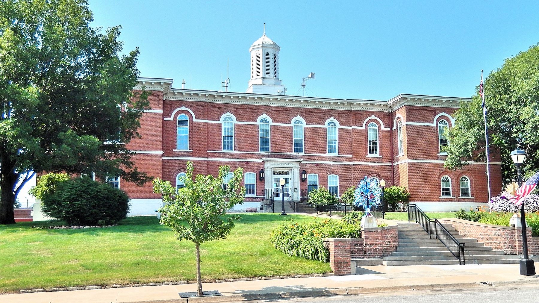 Otoe County Courthouse (<i>northeast elevation</i>). Click for full size. Otoe County Courthouse (<i>northeast elevation</i>) image. Click for full size.