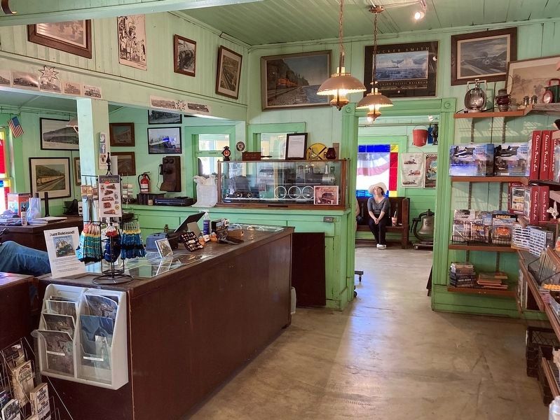 Santa Fe Station image. Click for full size.