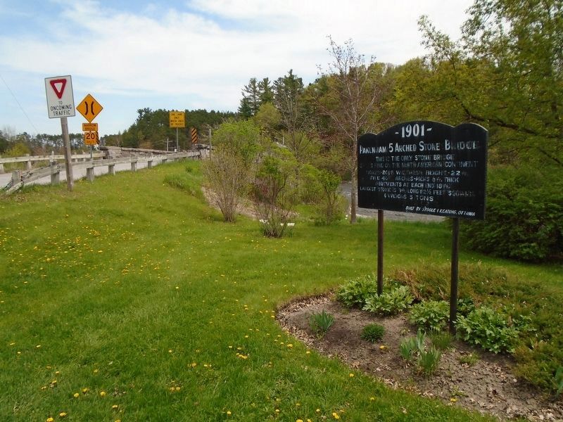 Pakenham 5 Arched Stone Bridge Marker image. Click for full size.
