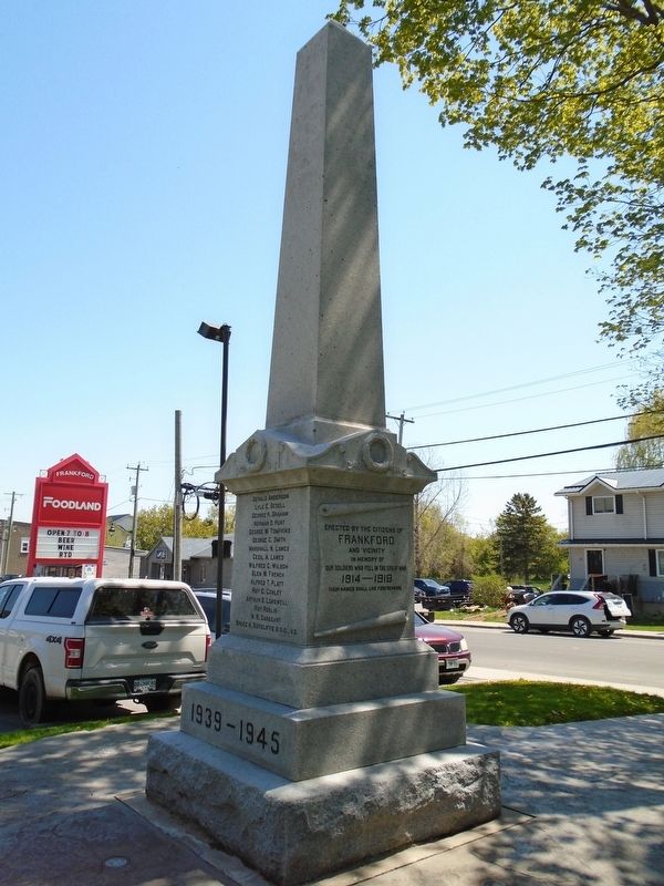World Wars Memorial Cenotaph. Click for full size. World Wars Memorial Cenotaph image. Click for full size.