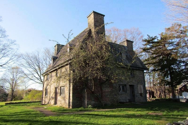 Henry Whitfield House image. Click for full size.
