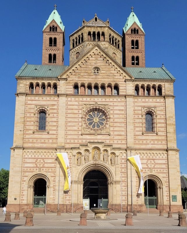 The Domnapf in front of the Imperial Cathedral. Click for full size. The Domnapf in front of the Imperial Cathedral image. Click for full size.
