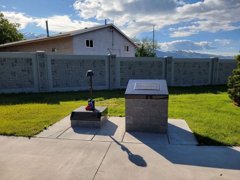 Fallen Soldier Battle Cross Marker. Click for full size. Fallen Soldier Battle Cross Marker image. Click for full size.