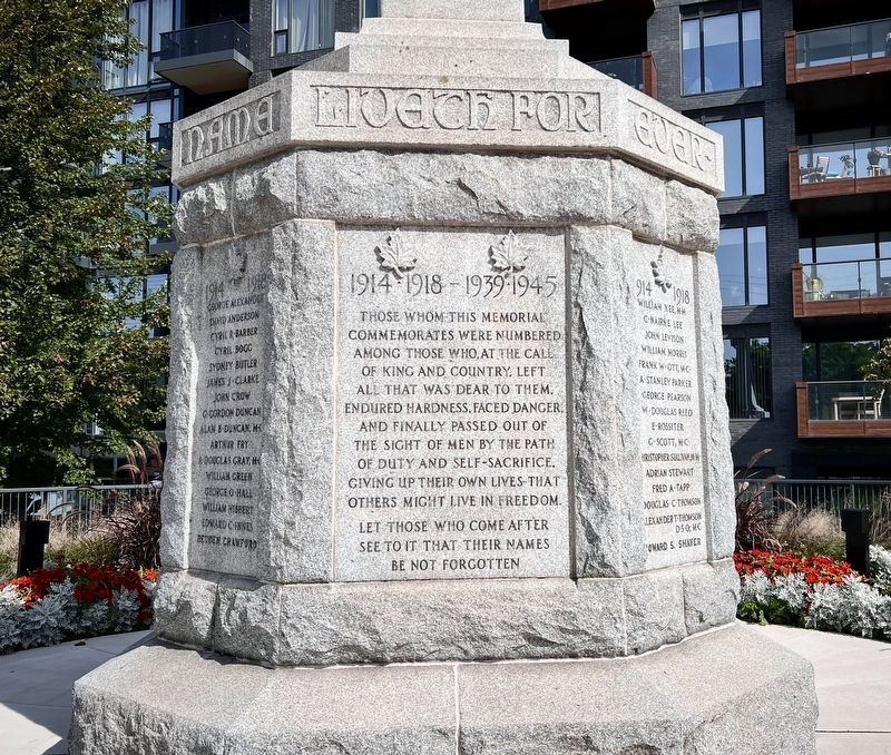Port Credit Cenotaph image. Click for full size.