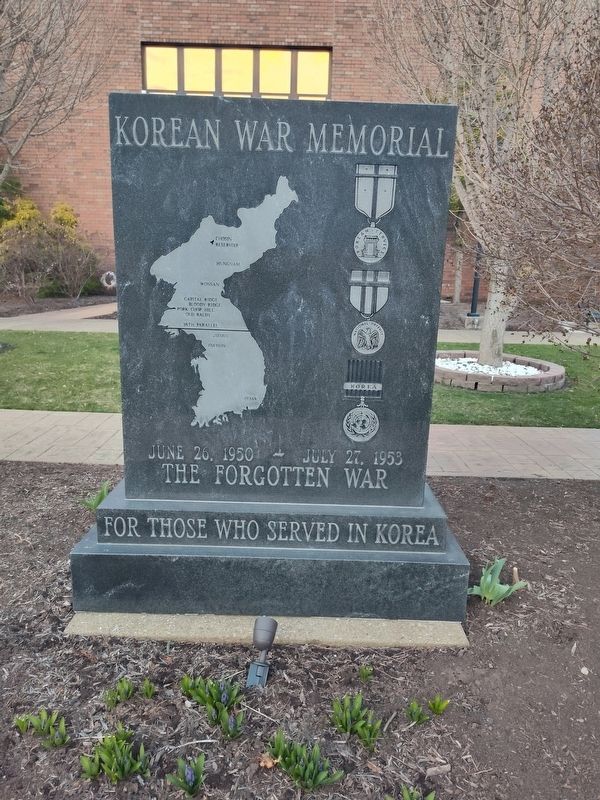 Korean War Memorial Marker image. Click for full size.