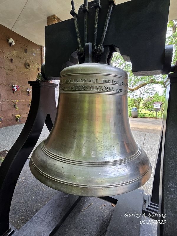 The Liberty Bell. Click for full size. The Liberty Bell image. Click for full size.