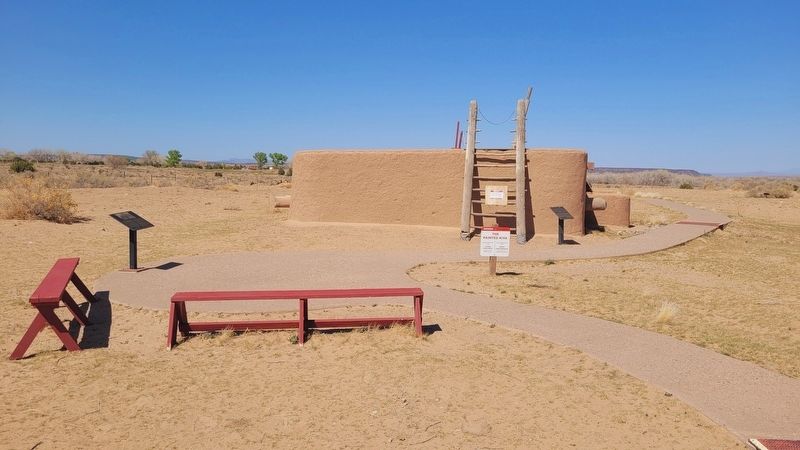 The Pueblo of Kuau Marker (right side) image. Click for full size.