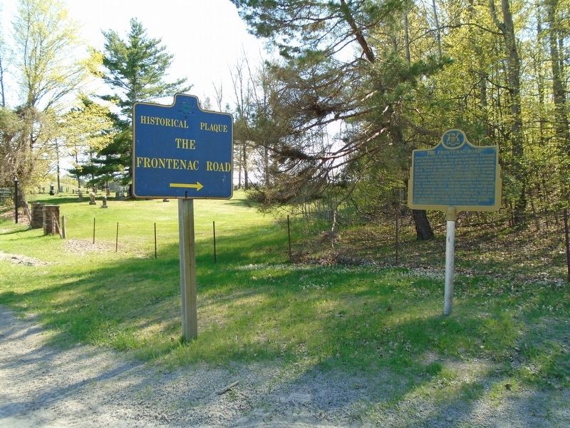 The Frontenac Road/<lang=fr>Le Chemin Frontenac</lang=fr> Marker image. Click for full size.