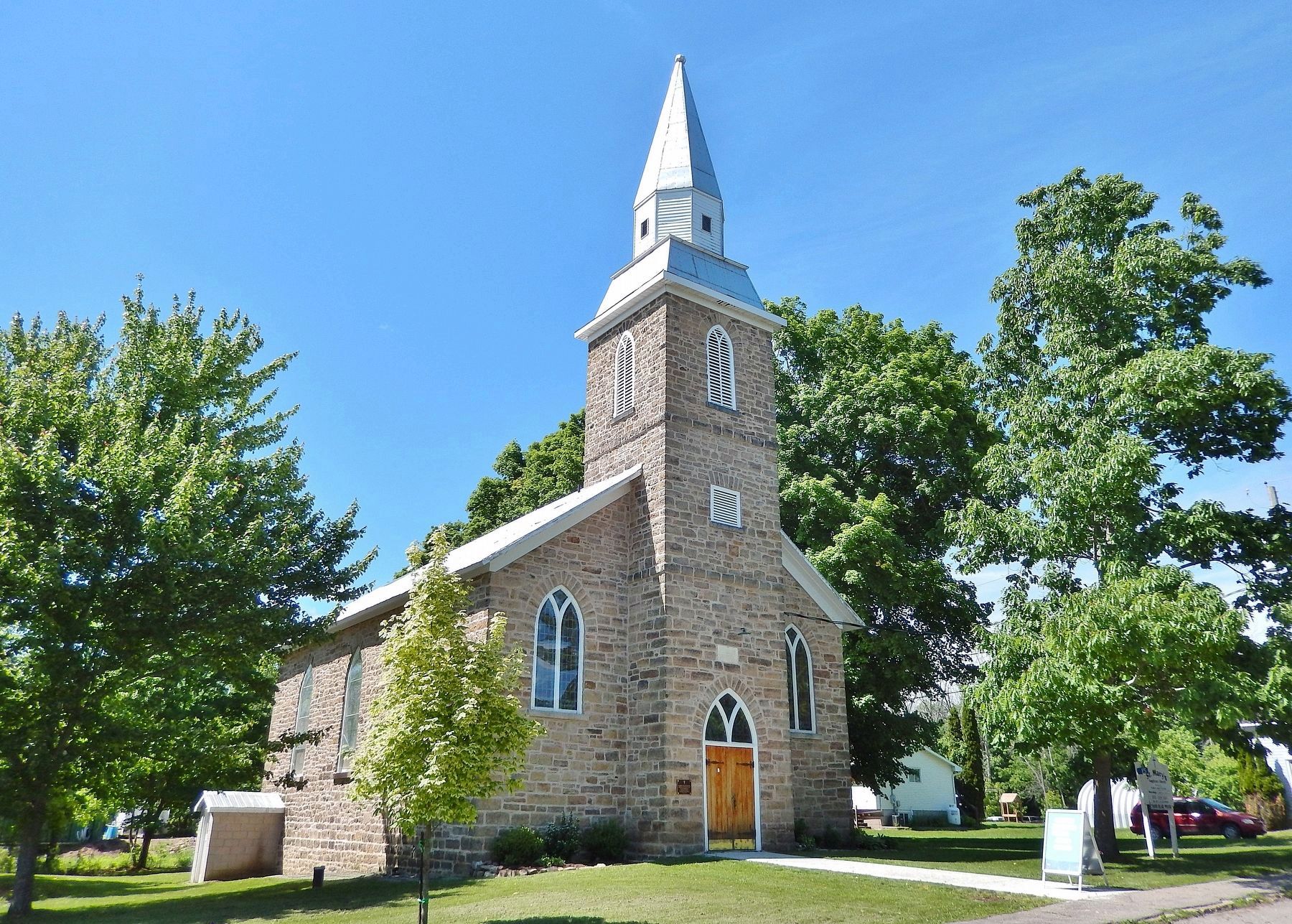 St. Mary's Anglican Church (<i>southeast elevation</i>) image. Click for full size.