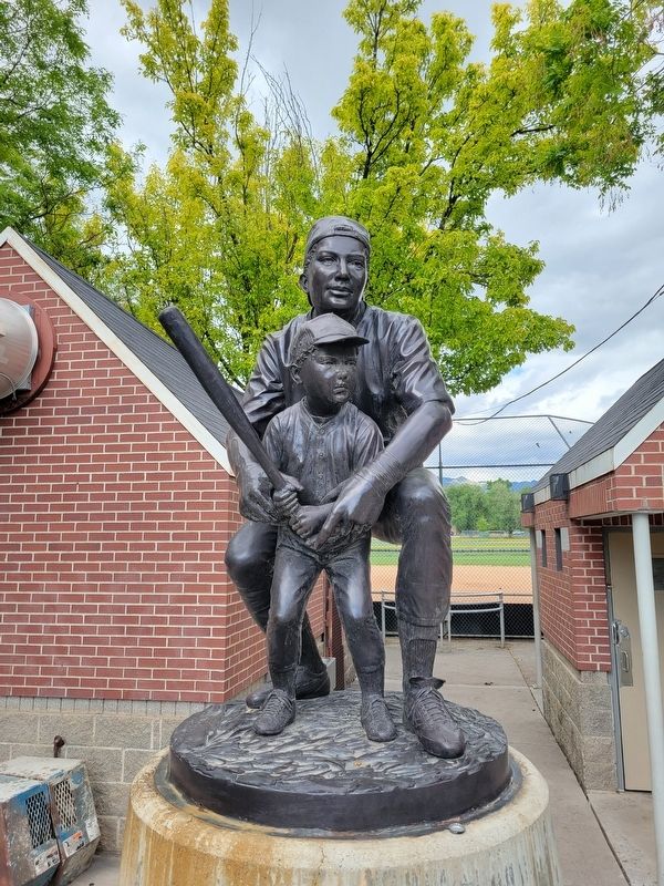 Herman L. Franks Statue image. Click for full size.