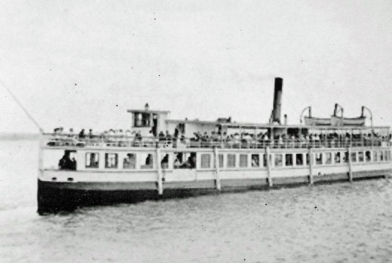 Marker detail: Steamer Islay on Kempenfelt Bay,<br>circa 1908. Click for full size. Marker detail: Steamer Islay on Kempenfelt Bay,<br>circa 1908 image. Click for full size.