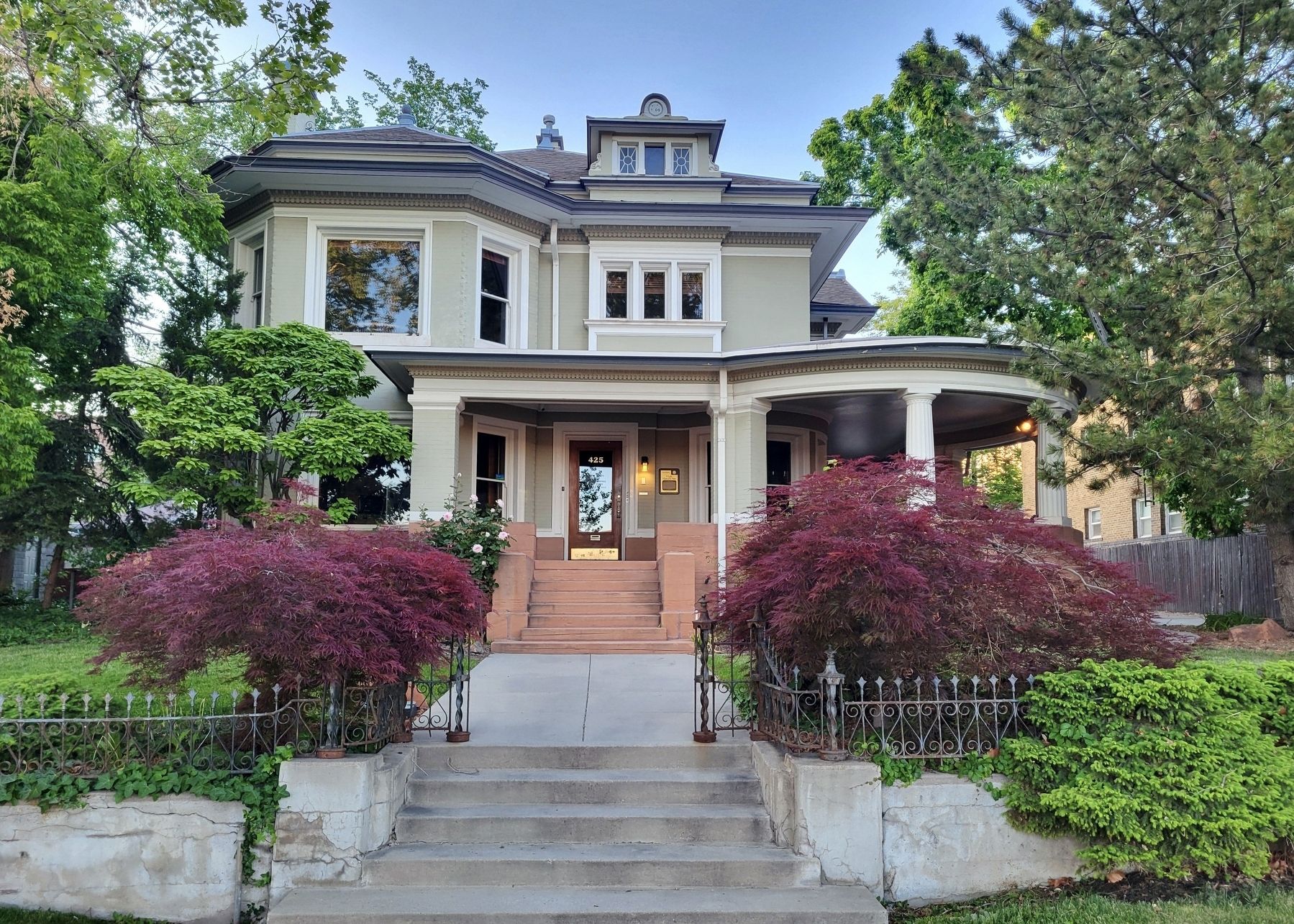 Lewis S. and Theresa B. Hills House Marker image. Click for full size.