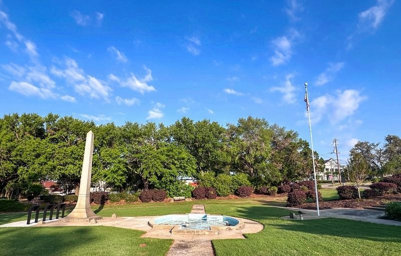 Meriwether Monument. Click for full size. Meriwether Monument image. Click for full size.