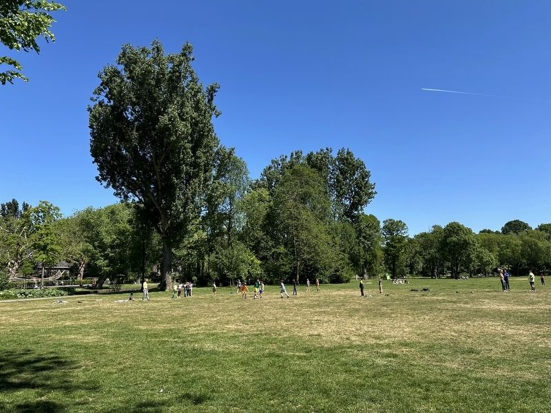 Oosterpark - interior image. Click for full size.