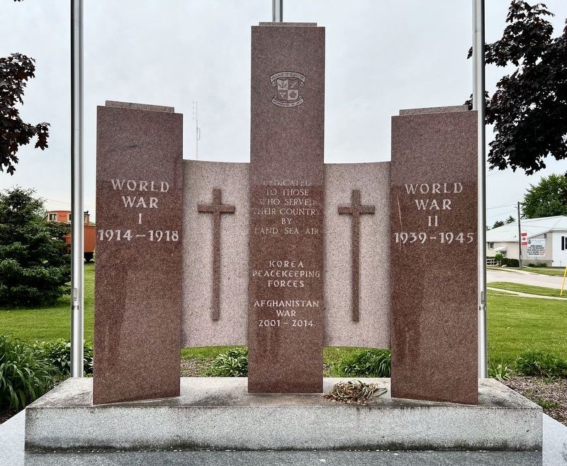 Glencoe Cenotaph image. Click for full size.