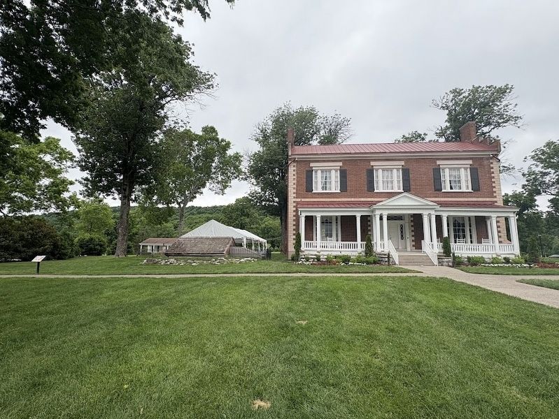 Ravenswood Mansion Marker image. Click for full size.