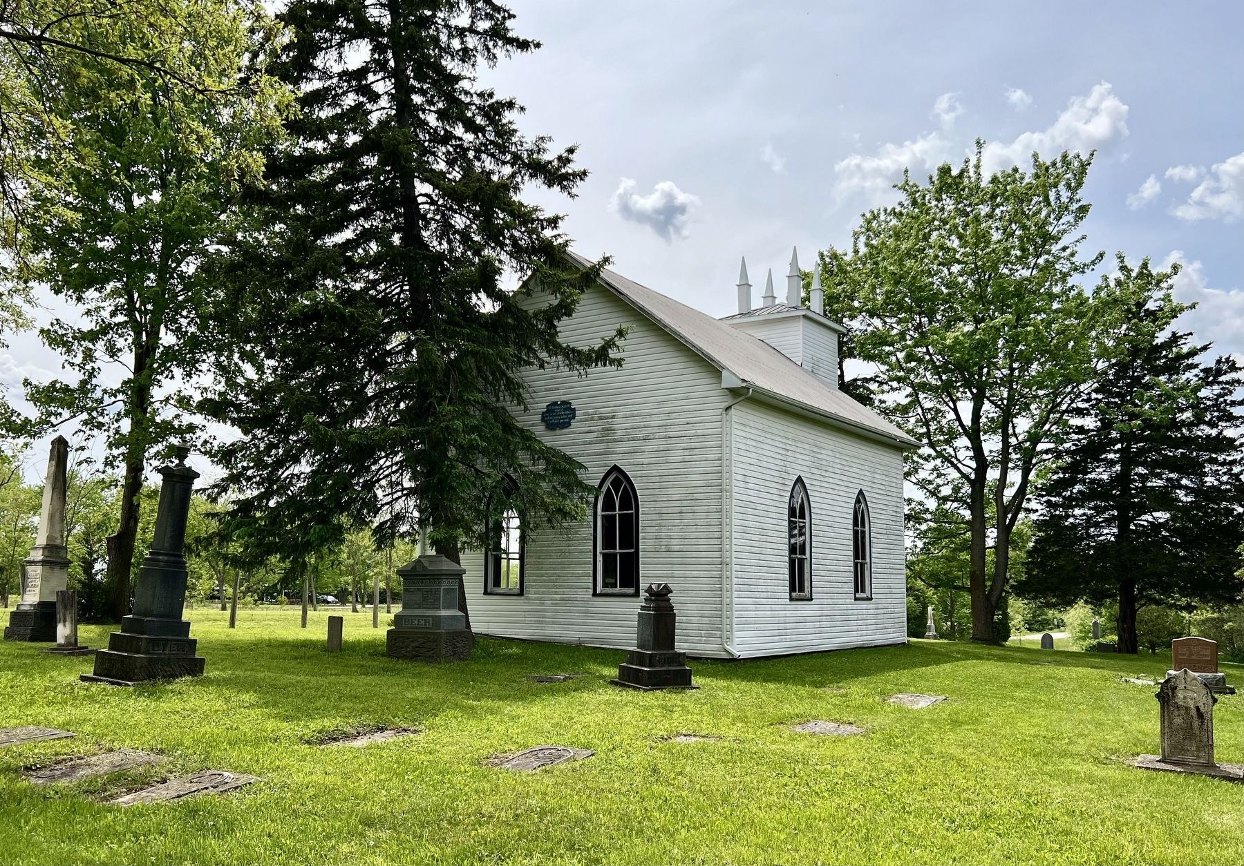 St. Mary�s Church and cemetery in 2025 image. Click for full size.