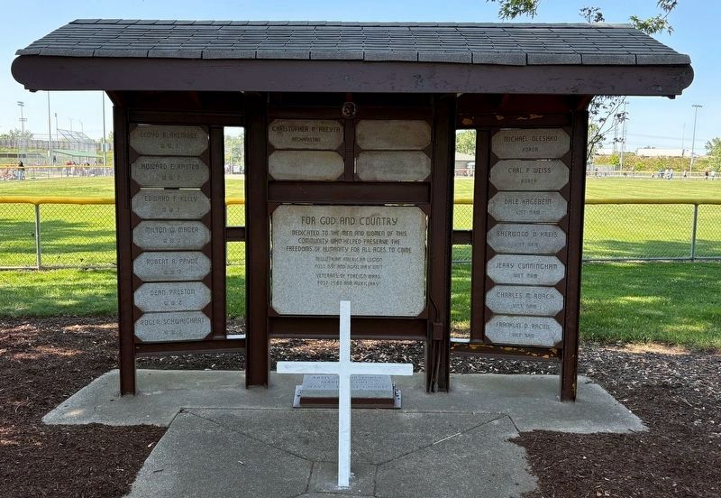 Midlothian Veterans Memorial image. Click for full size.
