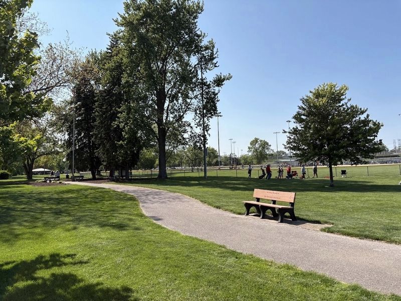 Midlothian Veterans Memorial image. Click for full size.