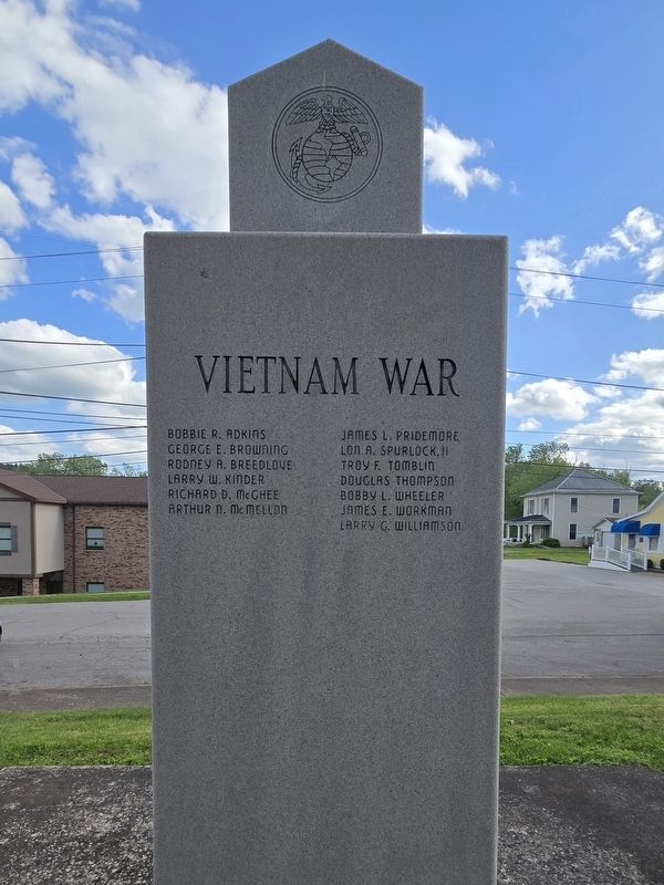 Lincoln County Veterans Memorial, Vietnam War image. Click for full size.