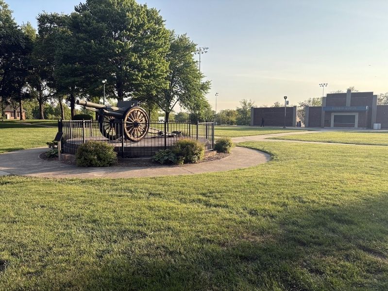 4.7 Inch Field Gun in Memorial Park image. Click for full size.