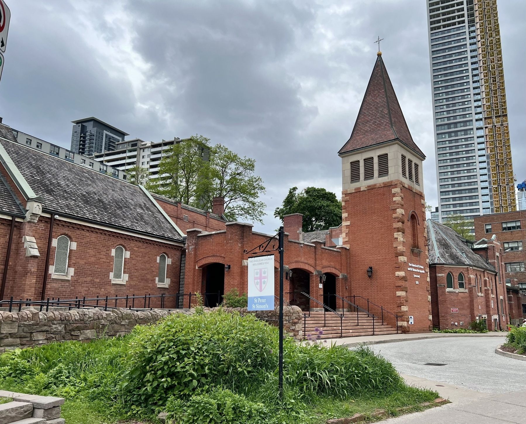 Church of St. Simon-the-Apostle (now St. Peter and St. Simon) in 2025 image. Click for full size.