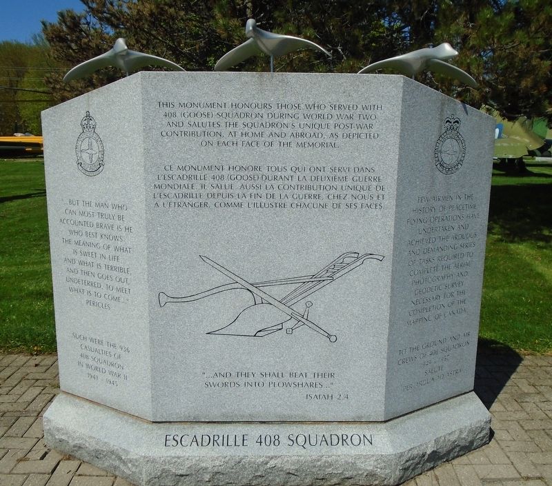 <lang=fr>Escadrille</lang=fr> 408 Squadron Memorial. Click for full size. <lang=fr>Escadrille</lang=fr> 408 Squadron Memorial image. Click for full size.