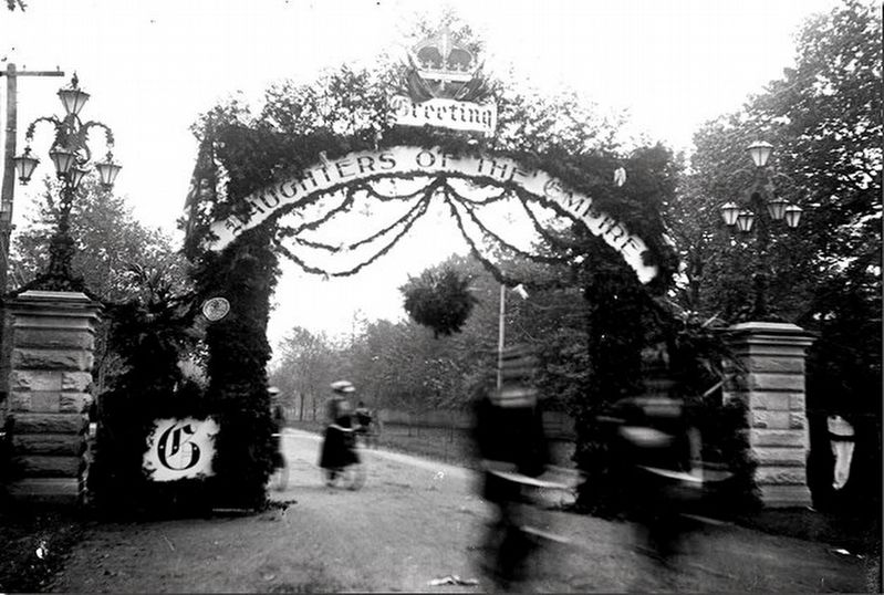 Queen Alexandra Gateway in 1901 image. Click for full size.