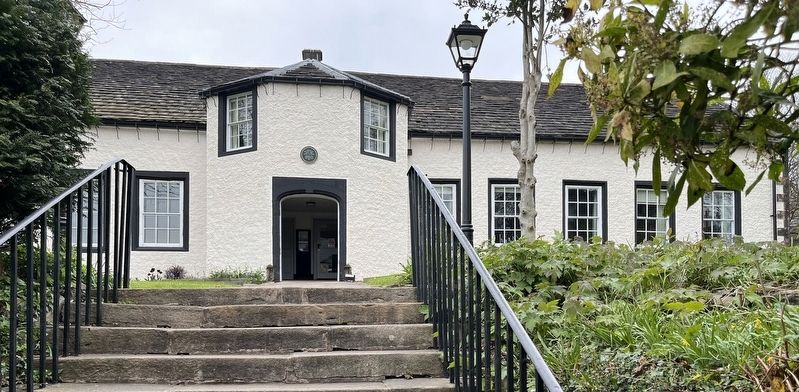 Quaker Meeting House. Click for full size. Quaker Meeting House image. Click for full size.