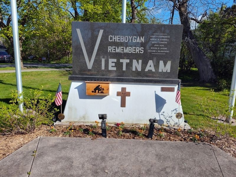 Veterans Memorial Park Marker. Click for full size. Veterans Memorial Park Marker image. Click for full size.