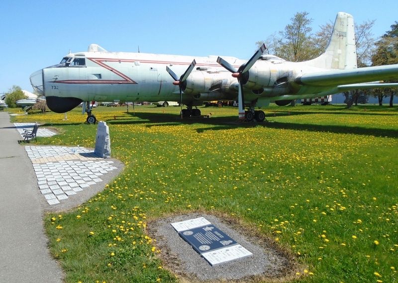 Stalker 822 Memorial image. Click for full size.