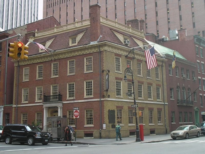 Fraunces Tavern. Click for full size. Fraunces Tavern image. Click for full size.