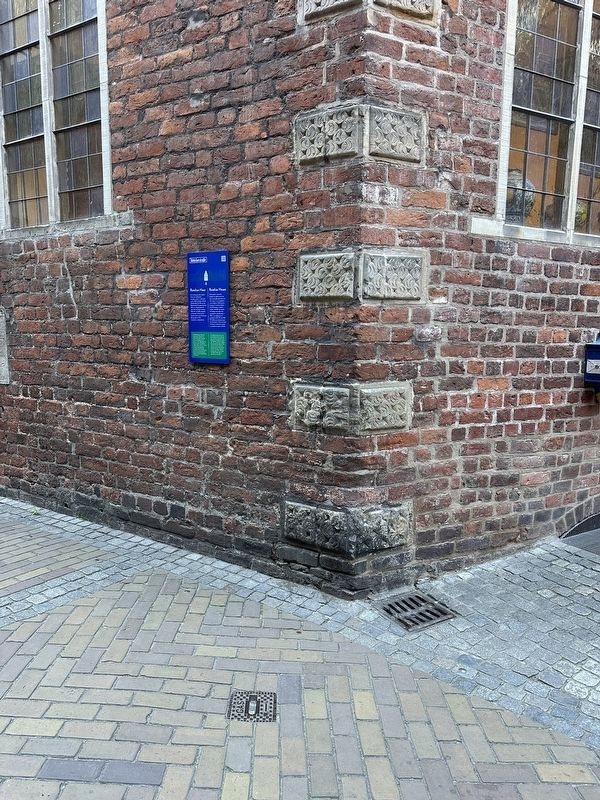 Roselius-Haus / Roselius House Marker - wide view image. Click for full size.