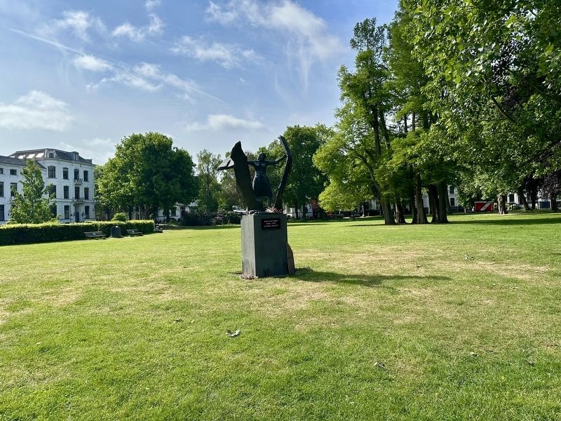 Hannie Schaft Memorial - wider view. Click for full size. Hannie Schaft Memorial - wider view image. Click for full size.