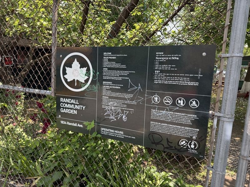 NYC Parks signage for Randall Community Garden image. Click for full size.