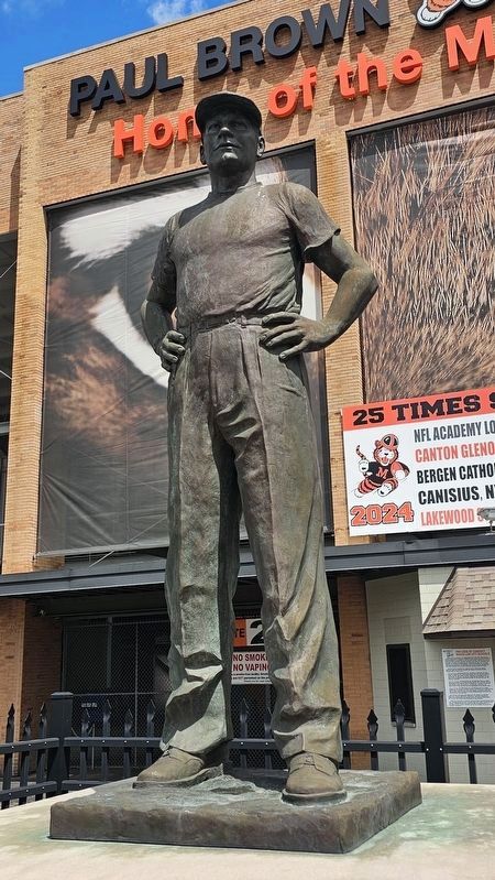 Paul Brown Statue. Click for full size. Paul Brown Statue image. Click for full size.
