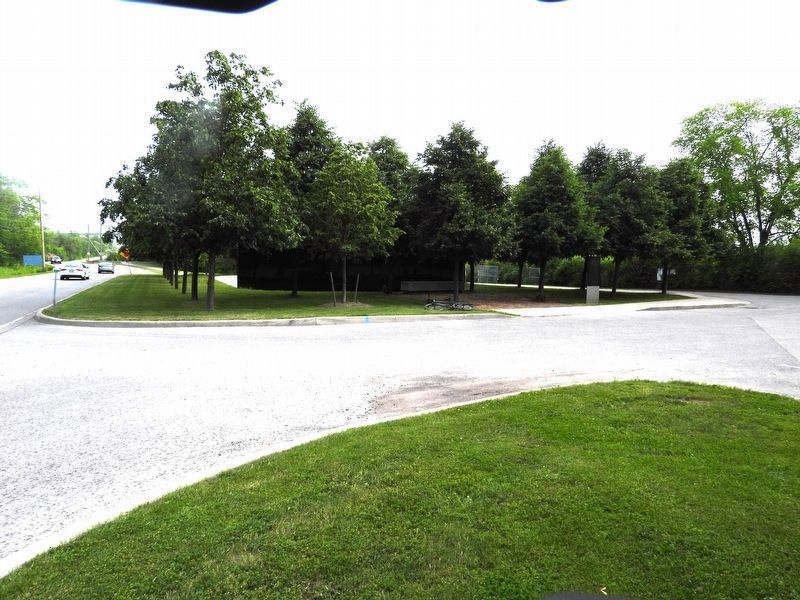 Welland Canal Fallen Workers Memorial marker - viewed from street image. Click for full size.