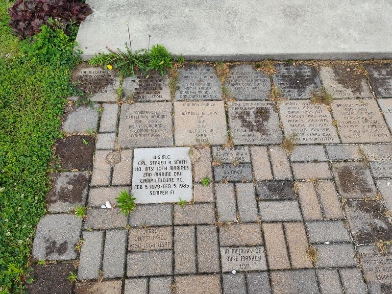 Somerville Veterans Memorial / Somerville School Marker image. Click for full size.