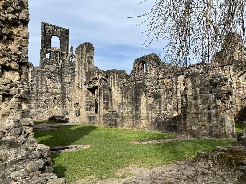 Kirkstall Abbey Ruins image. Click for full size.